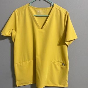 Figs gold XL 3 pocket scrub top